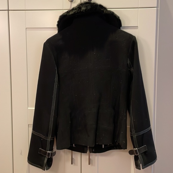 Winter jacket with fur collar - Picture 3 of 4